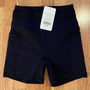 High Waisted Motion 365 Pocket Shorts 5”